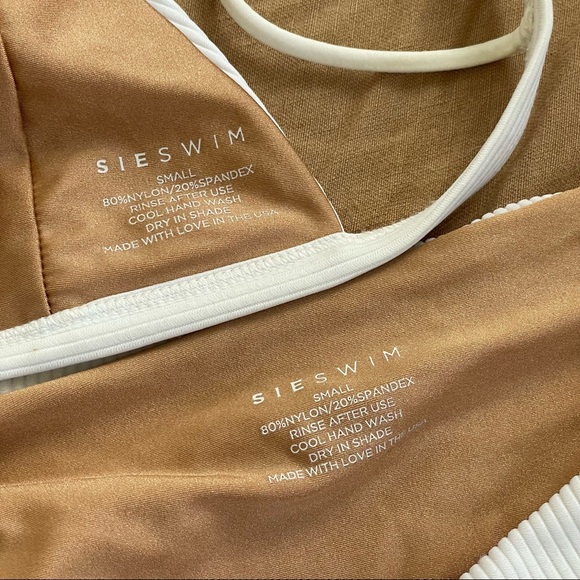 SIE White Ribbed Set - Picture 2 of 2